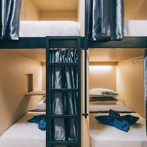  Hotel Cápsula Wanderloft Capsule Singapura